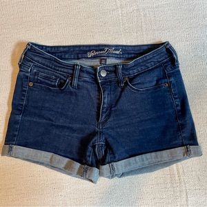 universal thread / target jean short